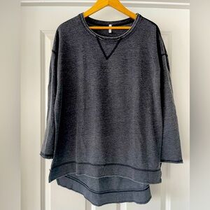 Z Supply Charcoal Grey Oversized Long Sleeve With Open Sides Size XS